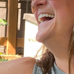 Meet your Posher, Joanna